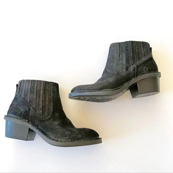 Fly London Size 40 EU Black Suede Subtle‎ Metallic Ankle Boot Pull-on Style Nice - Picture 2 of 12